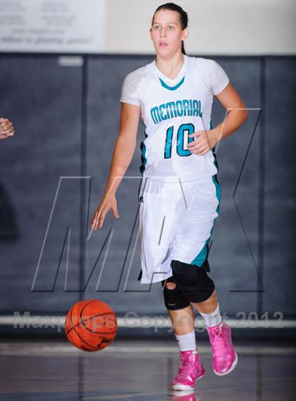 Thumbnail 2 in Pasadena Memorial vs. Madison (McDonald's Texas Invitational) photogallery.