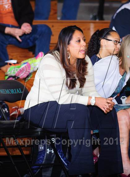 Thumbnail 2 in Pasadena Memorial vs. Madison (McDonald's Texas Invitational) photogallery.