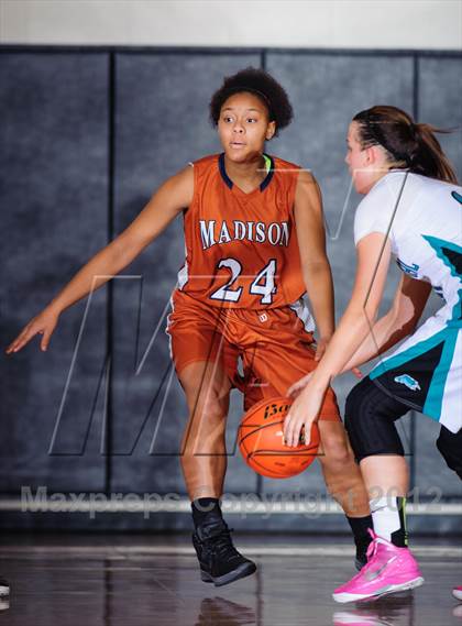 Thumbnail 1 in Pasadena Memorial vs. Madison (McDonald's Texas Invitational) photogallery.