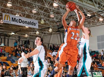 Thumbnail 3 in Pasadena Memorial vs. Madison (McDonald's Texas Invitational) photogallery.