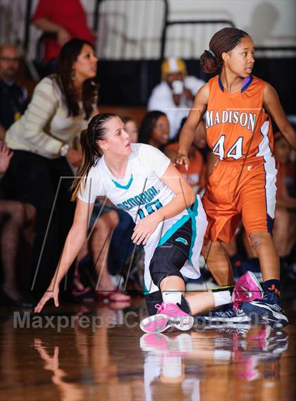 Thumbnail 1 in Pasadena Memorial vs. Madison (McDonald's Texas Invitational) photogallery.