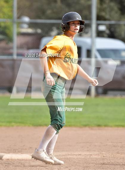 Thumbnail 1 in Woodland vs. Red Bluff (Pleasant Valley Tournament) photogallery.