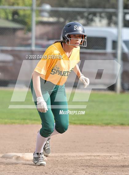 Thumbnail 2 in Woodland vs. Red Bluff (Pleasant Valley Tournament) photogallery.