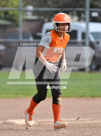 Thumbnail 3 in Woodland vs. Red Bluff (Pleasant Valley Tournament) photogallery.