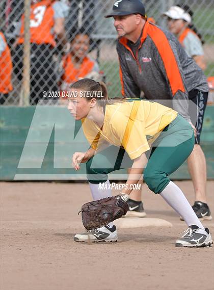 Thumbnail 2 in Woodland vs. Red Bluff (Pleasant Valley Tournament) photogallery.