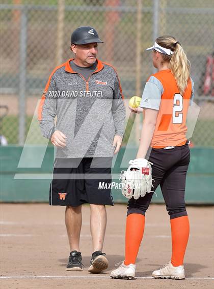 Thumbnail 2 in Woodland vs. Red Bluff (Pleasant Valley Tournament) photogallery.