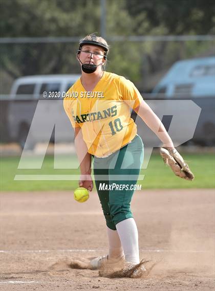 Thumbnail 3 in Woodland vs. Red Bluff (Pleasant Valley Tournament) photogallery.
