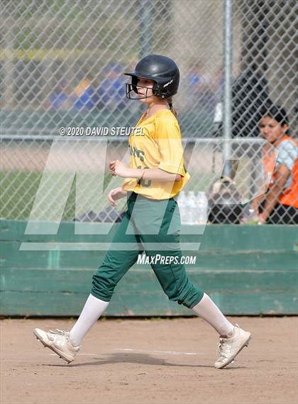 Thumbnail 3 in Woodland vs. Red Bluff (Pleasant Valley Tournament) photogallery.