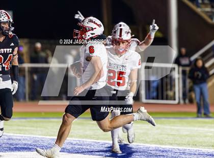 Thumbnail 3 in Gruver vs. Muenster (UIL Football 2A Region 2 Semifinal) photogallery.
