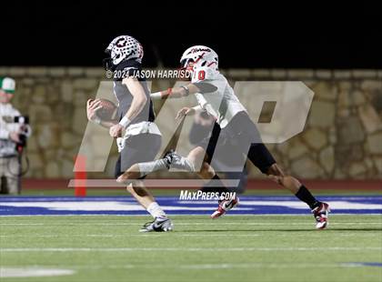 Thumbnail 3 in Gruver vs. Muenster (UIL Football 2A Region 2 Semifinal) photogallery.