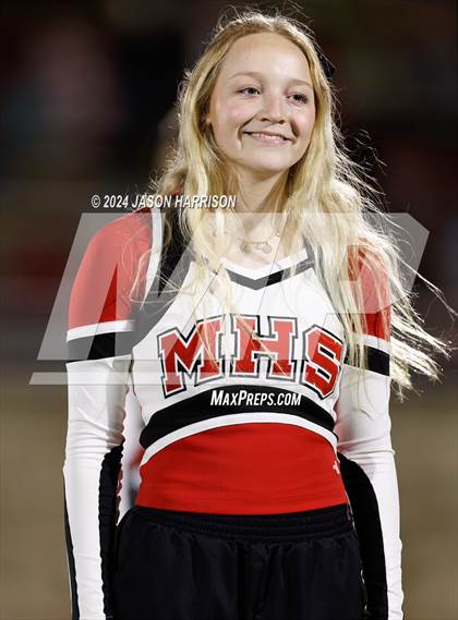 Thumbnail 3 in Gruver vs. Muenster (UIL Football 2A Region 2 Semifinal) photogallery.