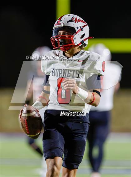 Thumbnail 3 in Gruver vs. Muenster (UIL Football 2A Region 2 Semifinal) photogallery.
