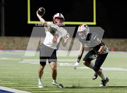 Thumbnail 3 in Gruver vs. Muenster (UIL Football 2A Region 2 Semifinal) photogallery.