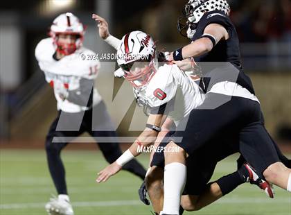 Thumbnail 3 in Gruver vs. Muenster (UIL Football 2A Region 2 Semifinal) photogallery.