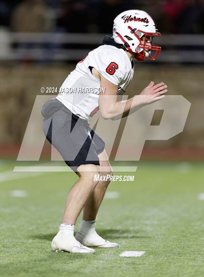 Thumbnail 2 in Gruver vs. Muenster (UIL Football 2A Region 2 Semifinal) photogallery.