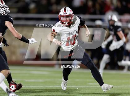 Thumbnail 2 in Gruver vs. Muenster (UIL Football 2A Region 2 Semifinal) photogallery.