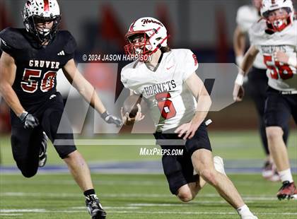 Thumbnail 1 in Gruver vs. Muenster (UIL Football 2A Region 2 Semifinal) photogallery.
