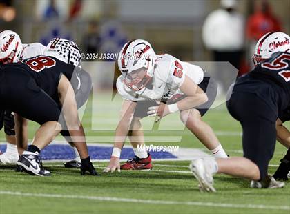 Thumbnail 2 in Gruver vs. Muenster (UIL Football 2A Region 2 Semifinal) photogallery.