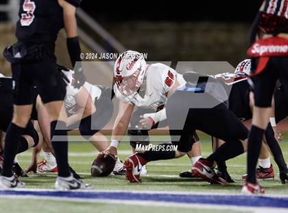 Thumbnail 2 in Gruver vs. Muenster (UIL Football 2A Region 2 Semifinal) photogallery.