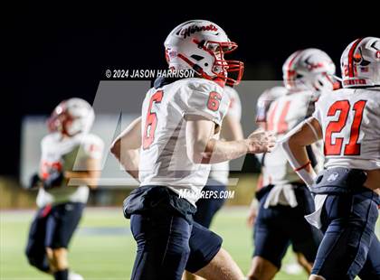Thumbnail 3 in Gruver vs. Muenster (UIL Football 2A Region 2 Semifinal) photogallery.