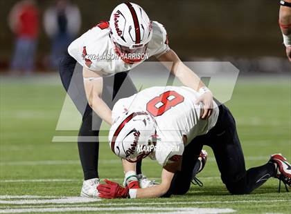 Thumbnail 2 in Gruver vs. Muenster (UIL Football 2A Region 2 Semifinal) photogallery.