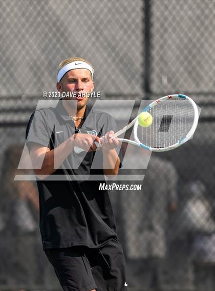 Thumbnail 1 in UHSAA 4A Semifinals photogallery.