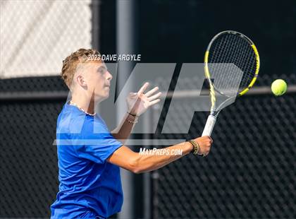 Thumbnail 1 in UHSAA 4A Semifinals photogallery.