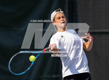 Thumbnail 2 in UHSAA 4A Semifinals photogallery.
