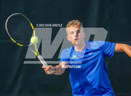 Thumbnail 2 in UHSAA 4A Semifinals photogallery.