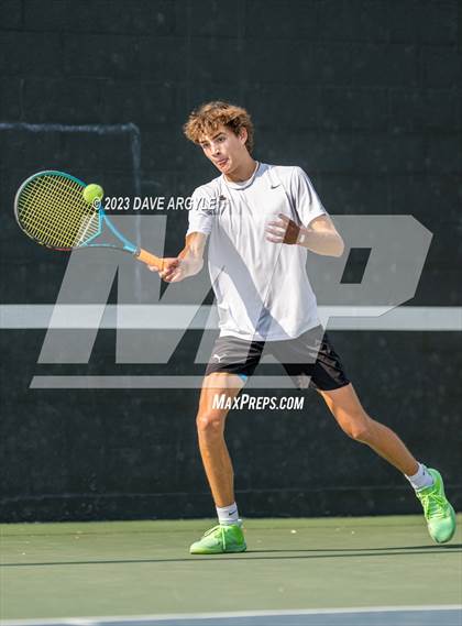 Thumbnail 2 in UHSAA 4A Semifinals photogallery.