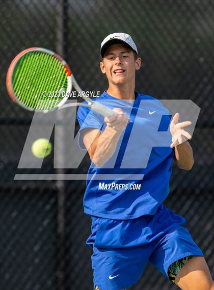Thumbnail 2 in UHSAA 4A Semifinals photogallery.