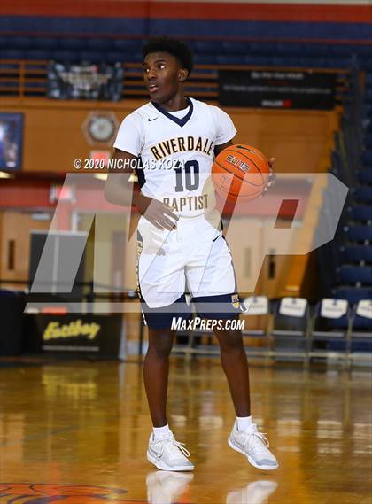 Thumbnail 2 in Marion vs. Riverdale Baptist (Tarkanian Classic) photogallery.