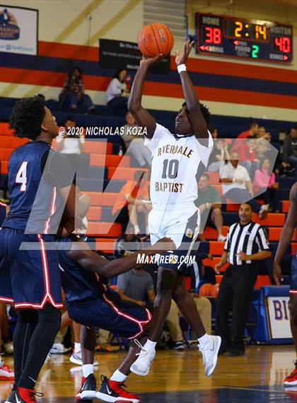 Thumbnail 3 in Marion vs. Riverdale Baptist (Tarkanian Classic) photogallery.