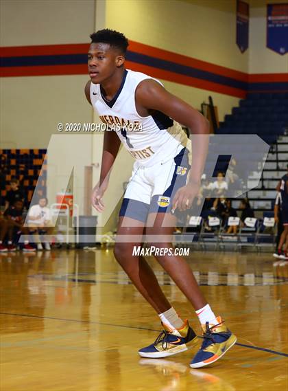 Thumbnail 1 in Marion vs. Riverdale Baptist (Tarkanian Classic) photogallery.
