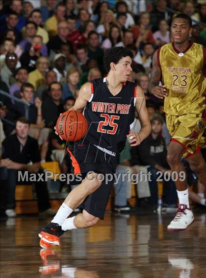 Thumbnail 2 in Winter Park vs. Paterson Catholic (City of Palms Classic) photogallery.