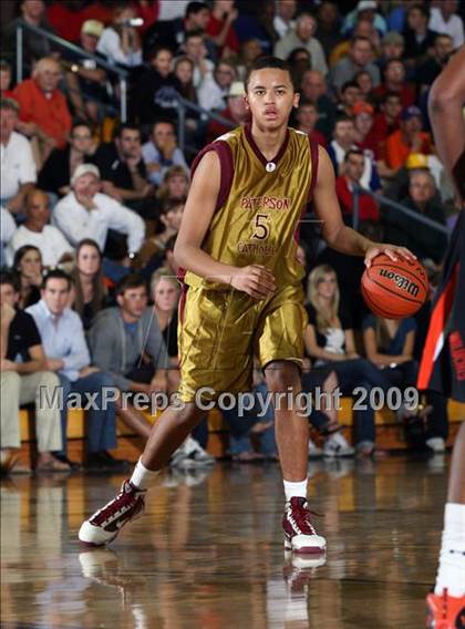 Thumbnail 3 in Winter Park vs. Paterson Catholic (City of Palms Classic) photogallery.
