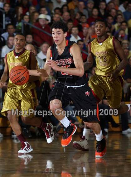Thumbnail 2 in Winter Park vs. Paterson Catholic (City of Palms Classic) photogallery.