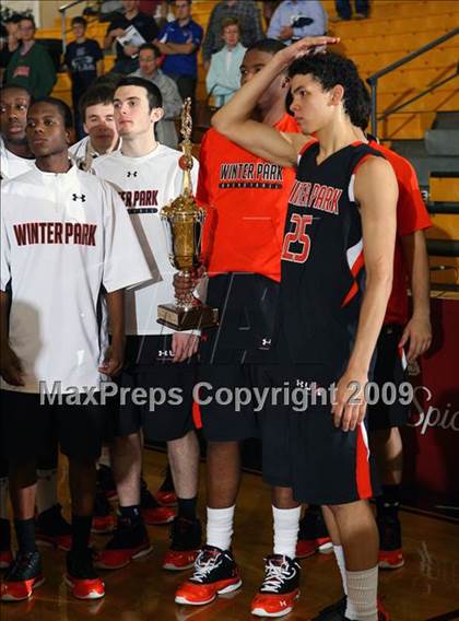 Thumbnail 3 in Winter Park vs. Paterson Catholic (City of Palms Classic) photogallery.