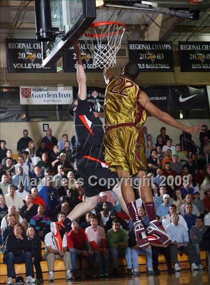 Thumbnail 3 in Winter Park vs. Paterson Catholic (City of Palms Classic) photogallery.
