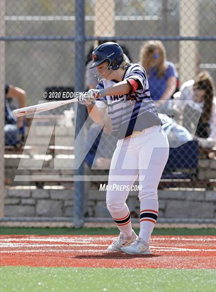Thumbnail 3 in Hallsville vs Sachse (Allen Tournament) photogallery.