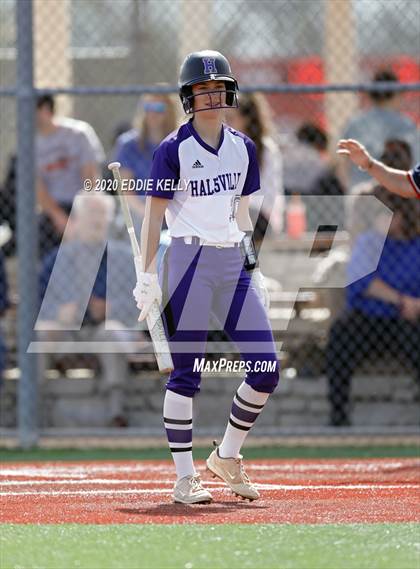 Thumbnail 3 in Hallsville vs Sachse (Allen Tournament) photogallery.