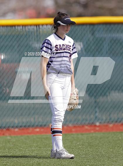 Thumbnail 3 in Hallsville vs Sachse (Allen Tournament) photogallery.