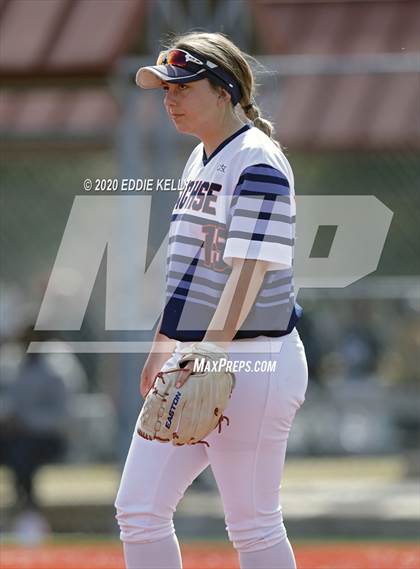 Thumbnail 2 in Hallsville vs Sachse (Allen Tournament) photogallery.