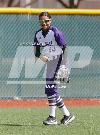Thumbnail 3 in Hallsville vs Sachse (Allen Tournament) photogallery.