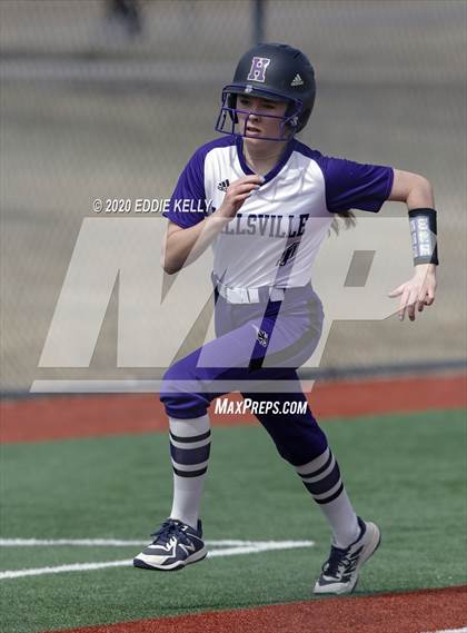 Thumbnail 1 in Hallsville vs Sachse (Allen Tournament) photogallery.