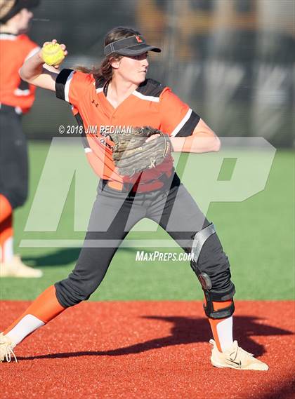 Thumbnail 1 in Llano @ Glenn photogallery.