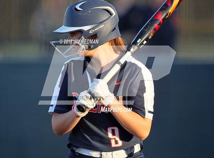 Thumbnail 3 in Llano @ Glenn photogallery.