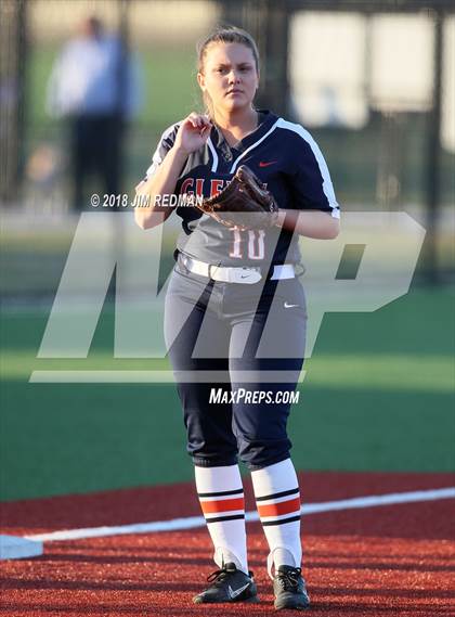 Thumbnail 1 in Llano @ Glenn photogallery.