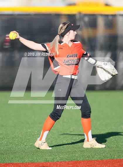 Thumbnail 1 in Llano @ Glenn photogallery.