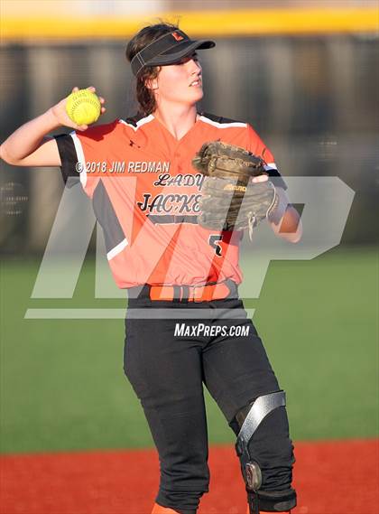 Thumbnail 3 in Llano @ Glenn photogallery.
